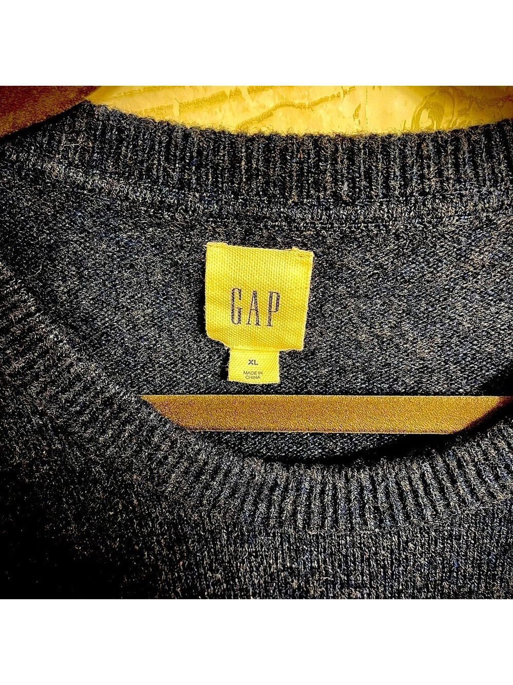 GAP Men’s Blue Stripe Crew Neck Sweater. Size XL - Picture 4 of 5